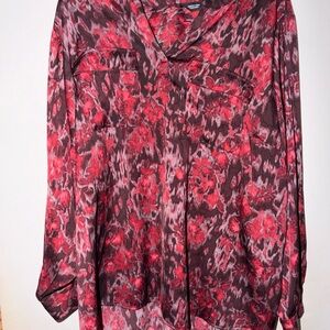Simply Vera Vera Wang Sexy V-neck Red and Black Floral Blouse